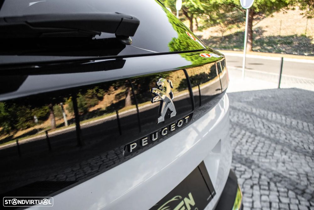 Peugeot 3008 PureTech 130 Stop & Start GPF EAT8 Allure - 12