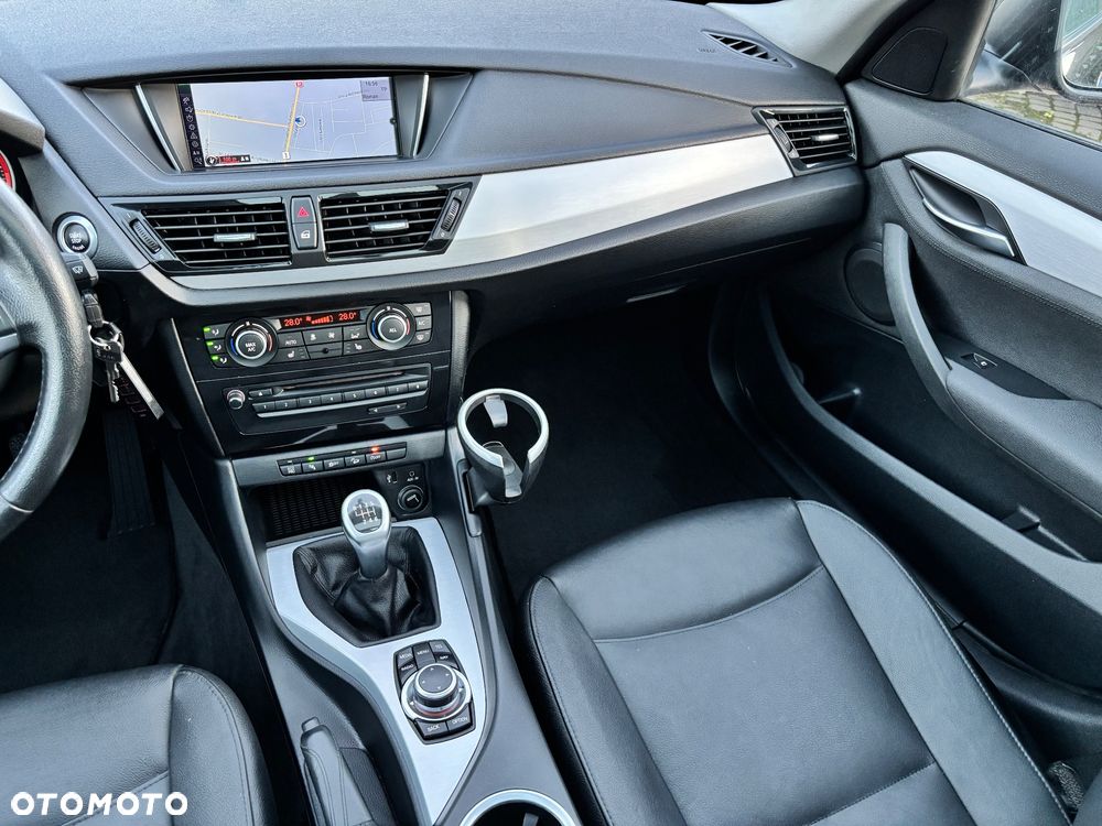 BMW X1 xDrive20d - 16