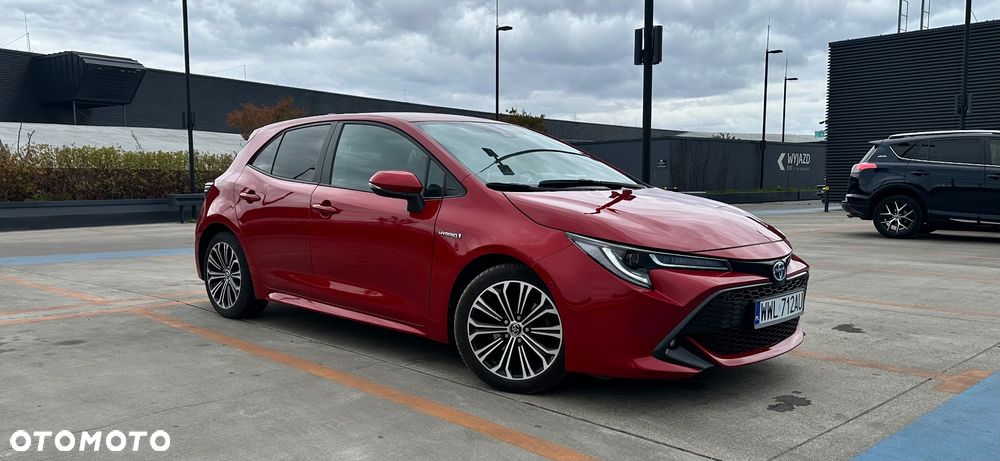 Toyota Corolla 2.0 Hybrid Executive - 11