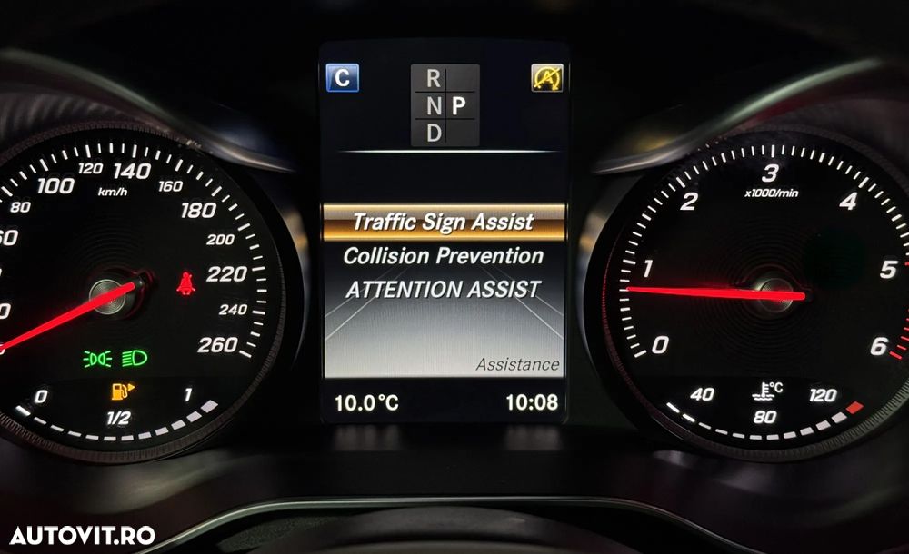 Mercedes-Benz GLC 250 d 4Matic 9G-TRONIC AMG Line - 36