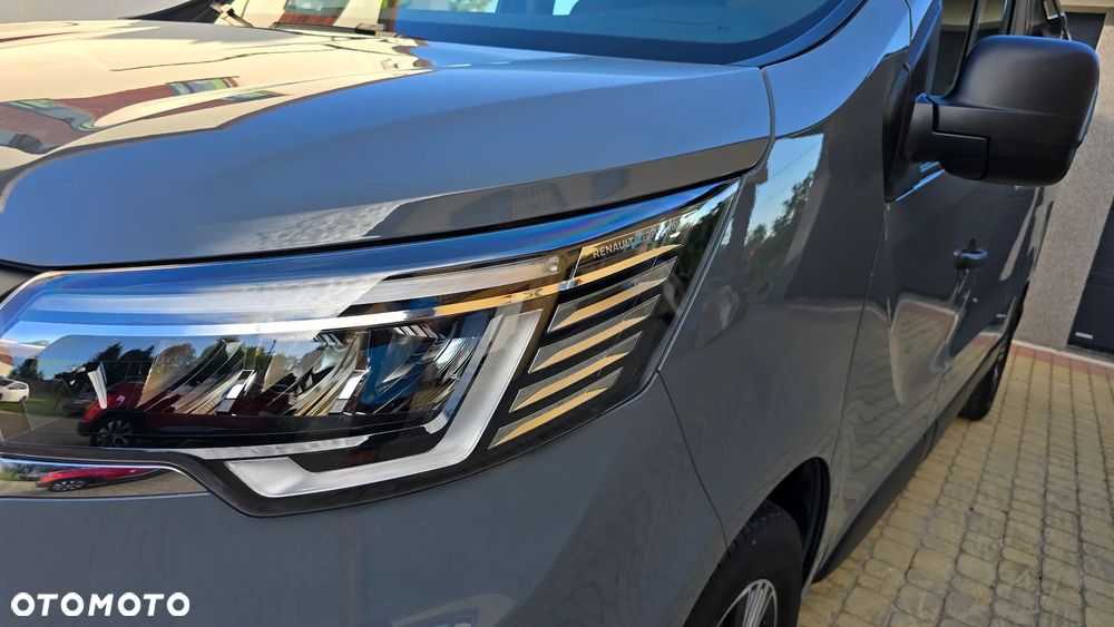 Renault Trafic 2.0 dCi Escapade - 25