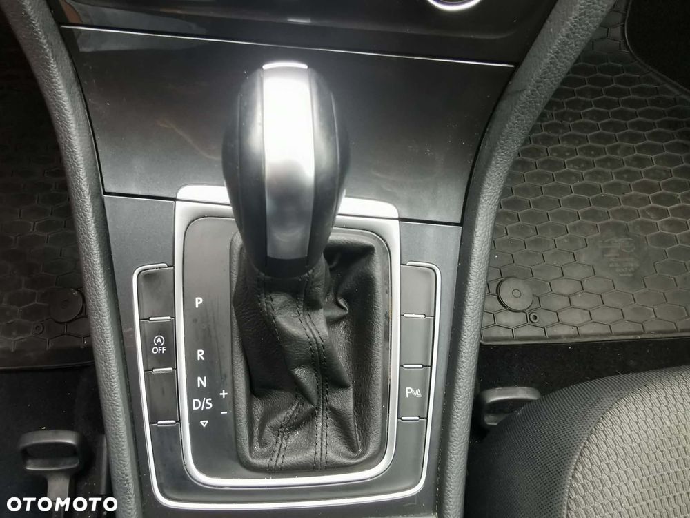 Volkswagen Golf 1.5 TSI BMT Evo Comfortline DSG - 13