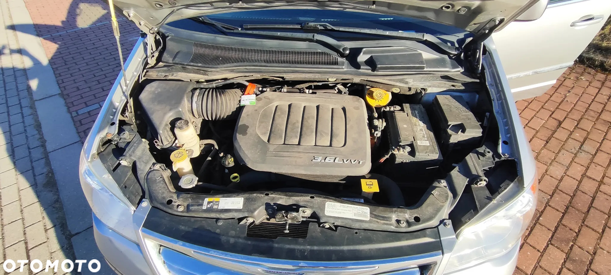 Chrysler Town & Country 3.6 Touring - 22