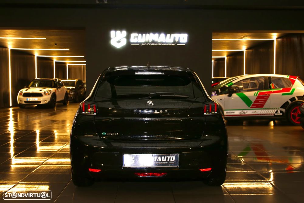 Peugeot e-208 Allure - 4