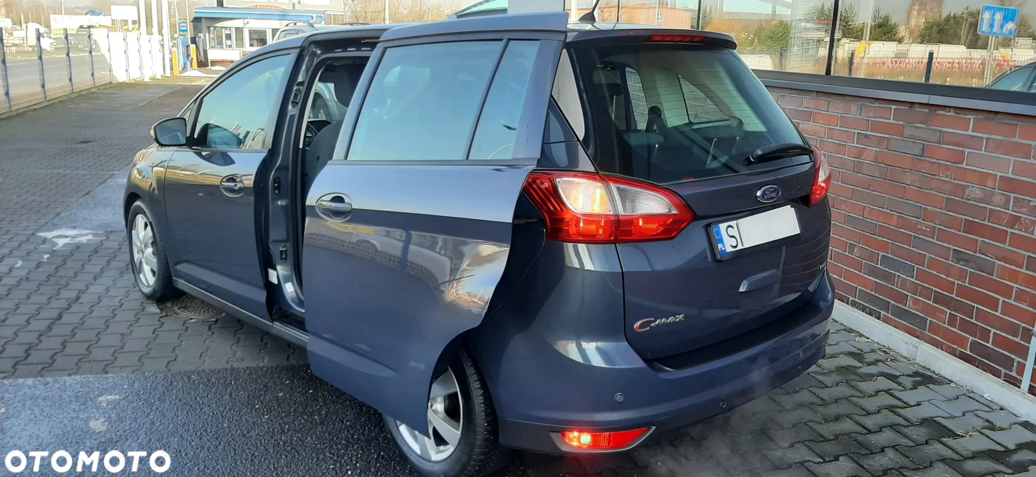 Ford Grand C-MAX - 17