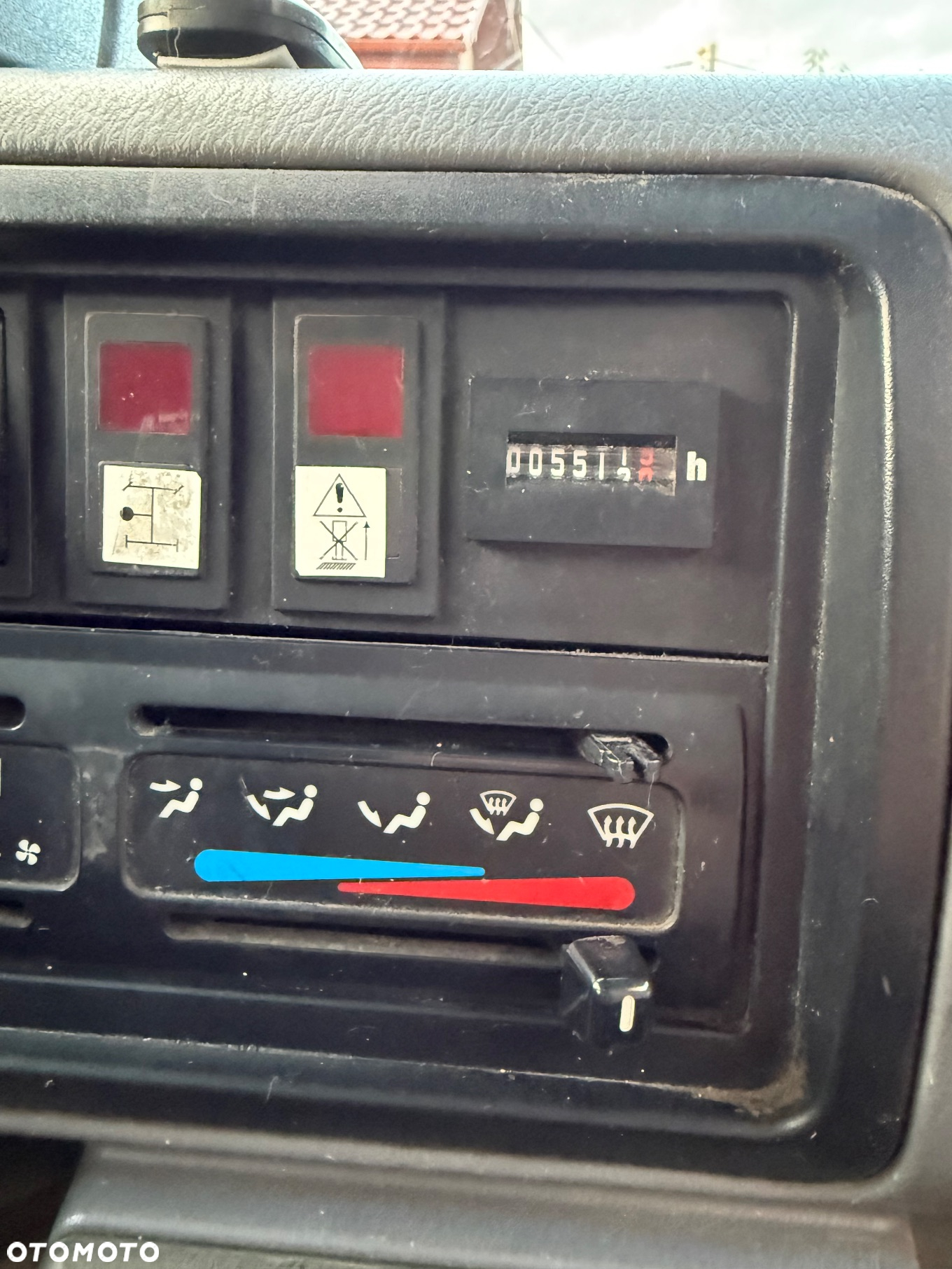 Nissan Cabstar Multitel EC20 - 15