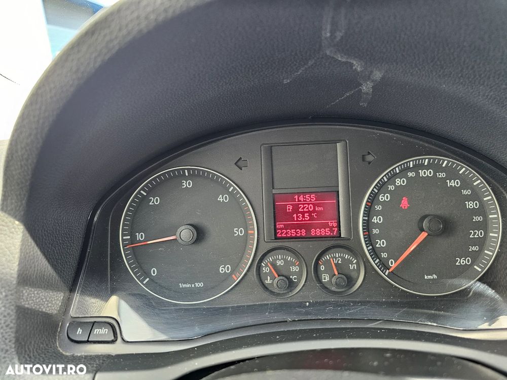 Volkswagen Jetta 1.9 TDI Comfortline - 12