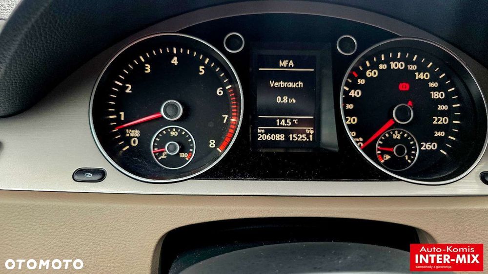 Volkswagen Passat - 19