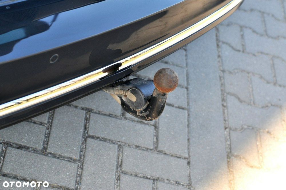 Volkswagen Passat - 33