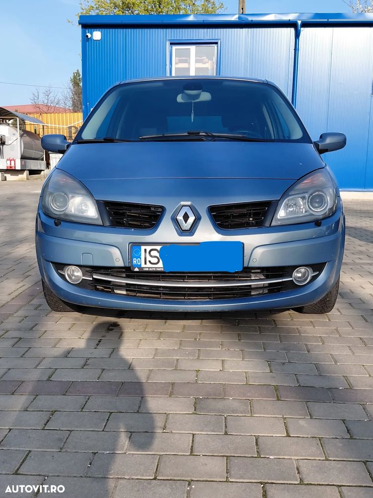 Renault Scenic - 1