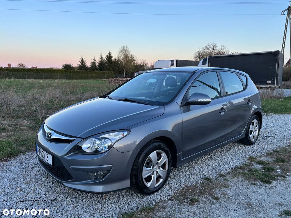 Hyundai i30 1.6 CRDi FIFA WM Edition - 3