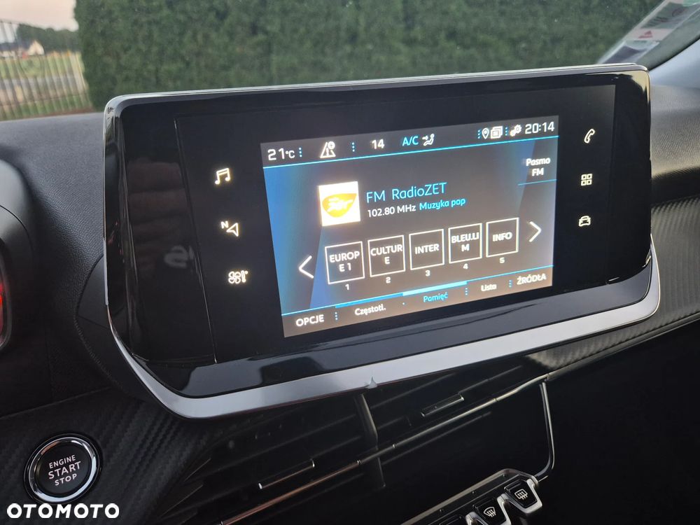 Peugeot 2008 1.2 PureTech Active Pack S&S - 32