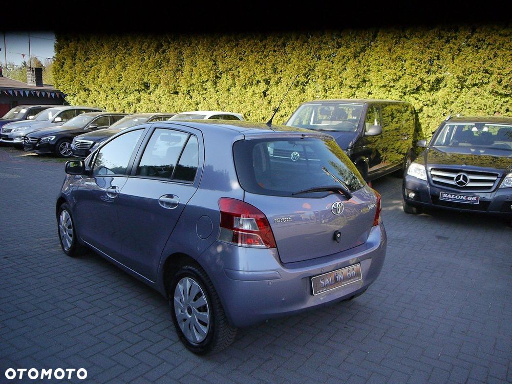 Toyota Yaris 1.33 VVT-i Executive - 16