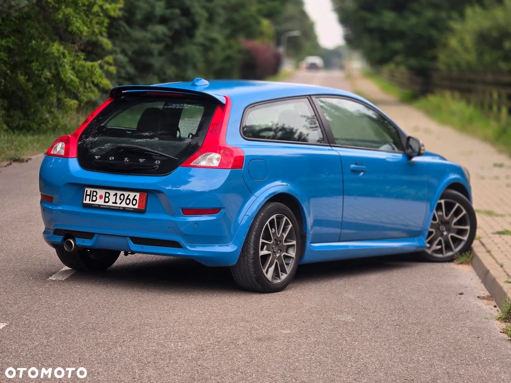 Volvo C30 D2 DRIVe R-Design - 4