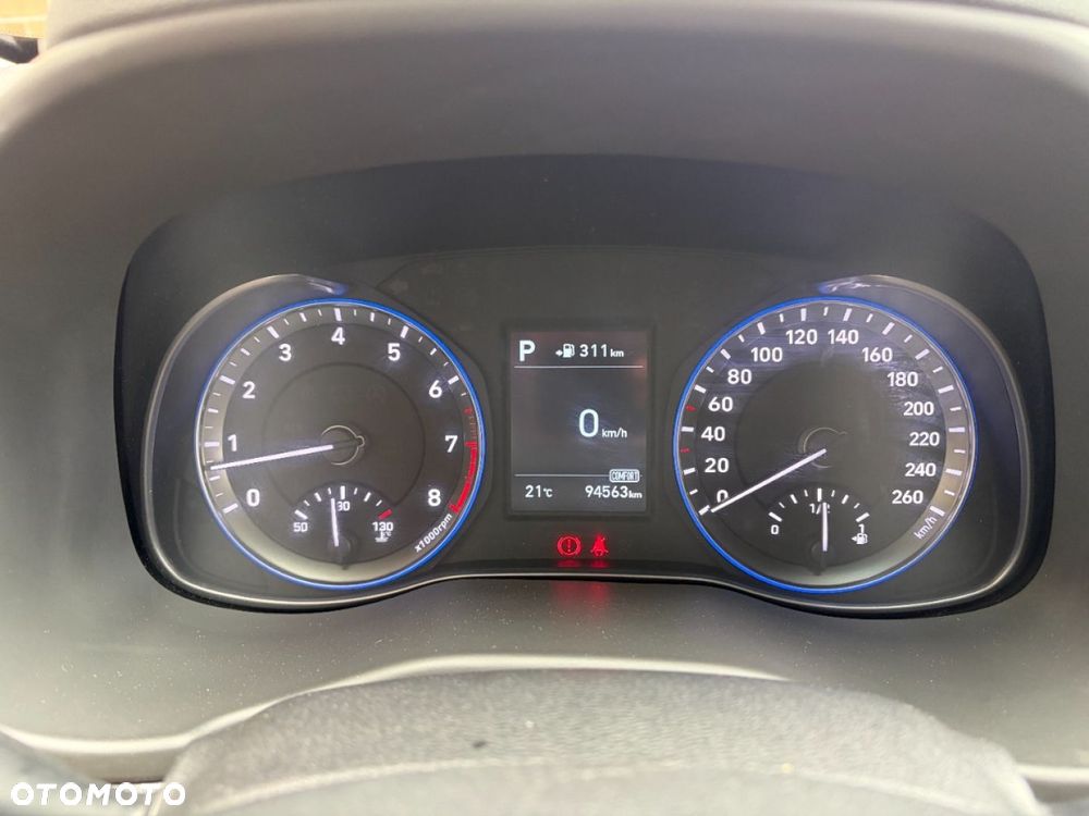 Hyundai Kona 1.6 T-GDI DCT 4WD Premium - 9