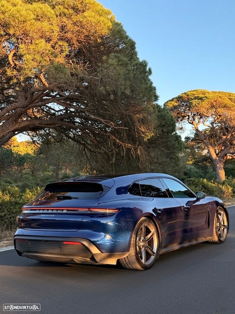 Porsche Taycan Sport Turismo 4S - 6