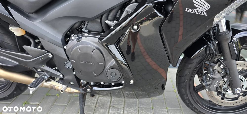 Honda CBF - 11