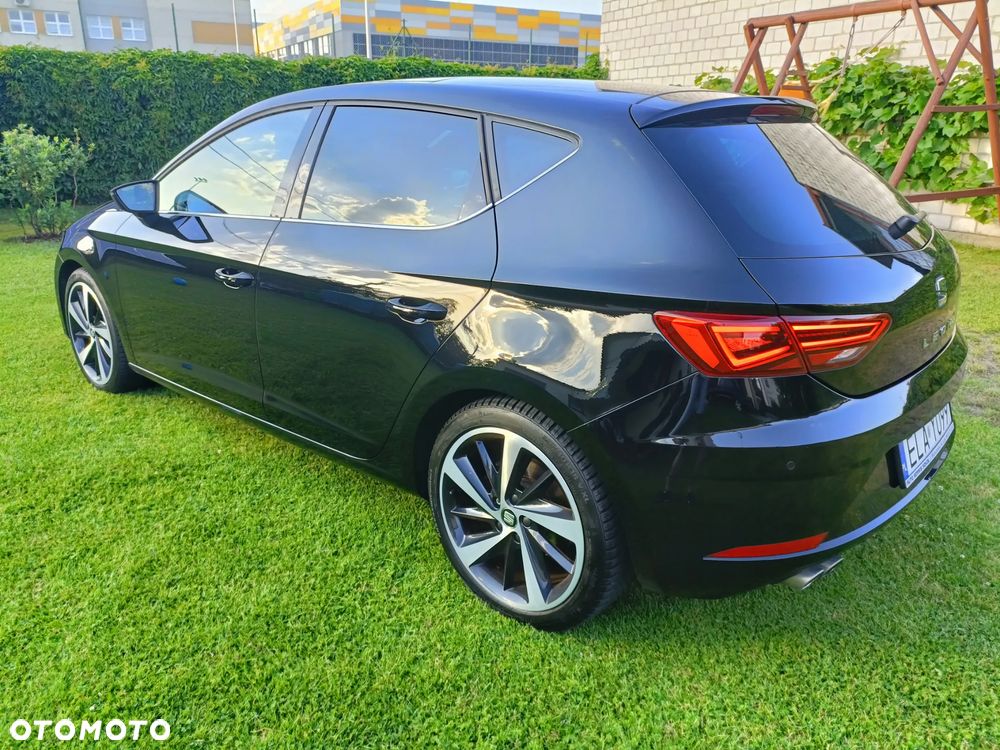 Seat Leon 1.8 TSI Start&Stop DSG XCELLENCE - 4