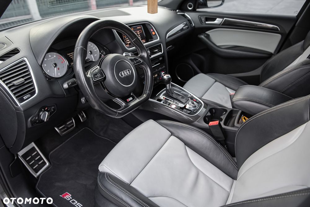 Audi SQ5 - 30