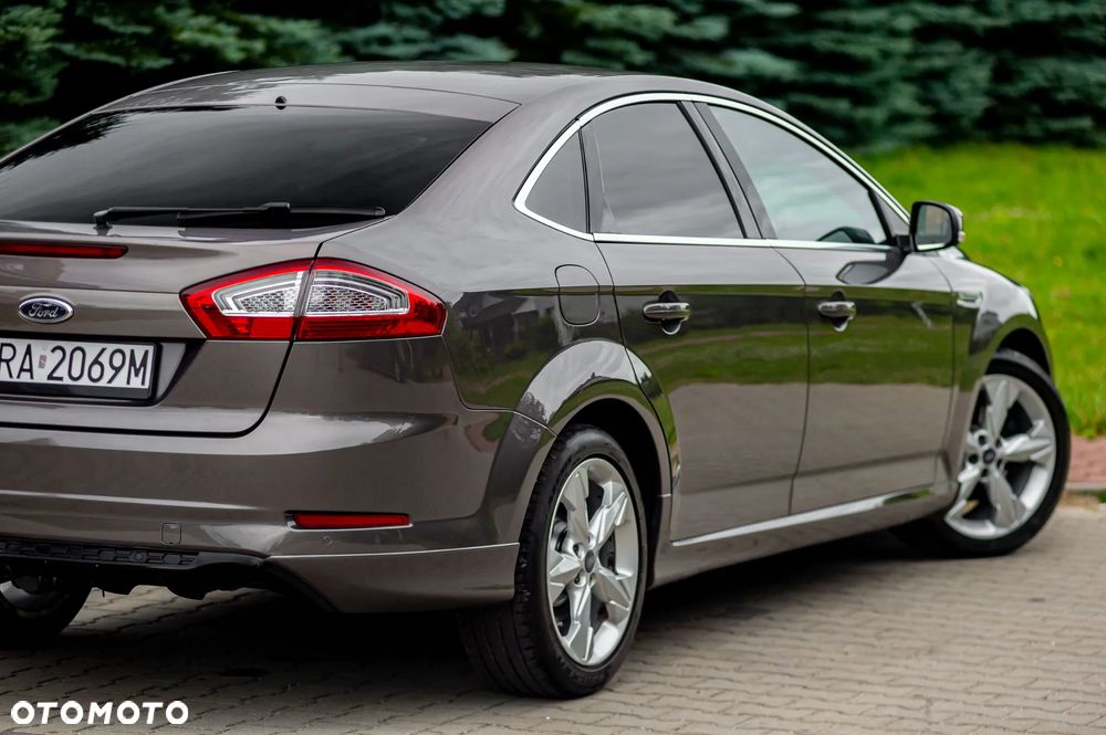 Ford Mondeo 2.0 TDCi Platinium X Plus (Titanium) - 10