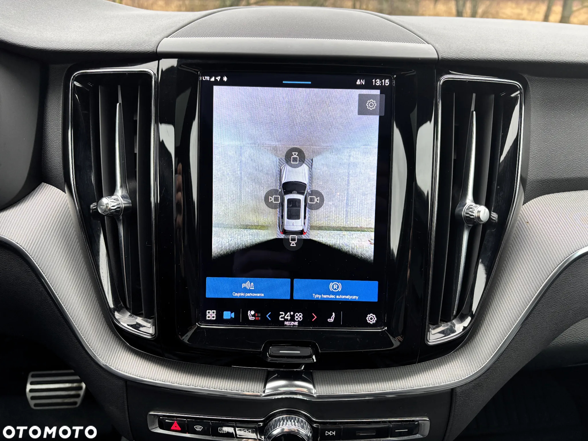 Volvo XC 60 - 24