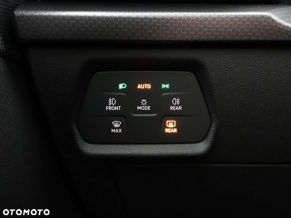 Seat Leon 2.0 TDI DSG Style Edition - 36