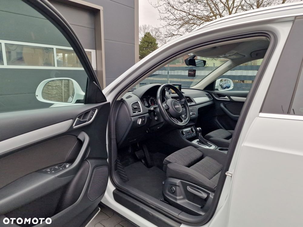 Audi Q3 2.0 TDI S tronic design - 15