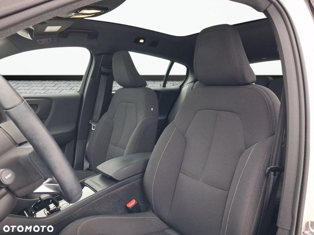 Volvo C40 - 15