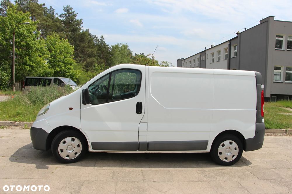 Opel Vivaro - 2