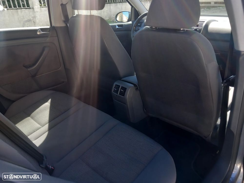 VW Golf 1.9 TDi 6V 4M Confortline - 13