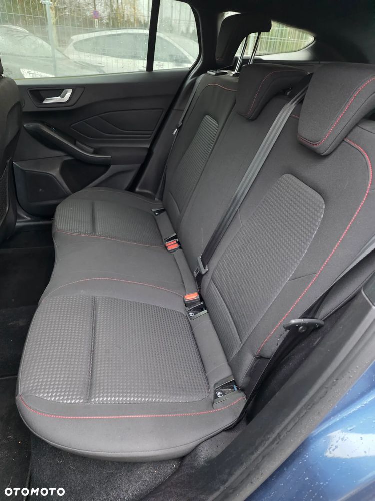 Ford Focus 1.0 EcoBoost ST-Line ASS - 6