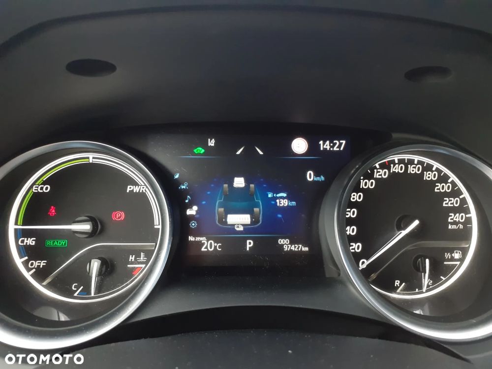 Toyota Camry - 10