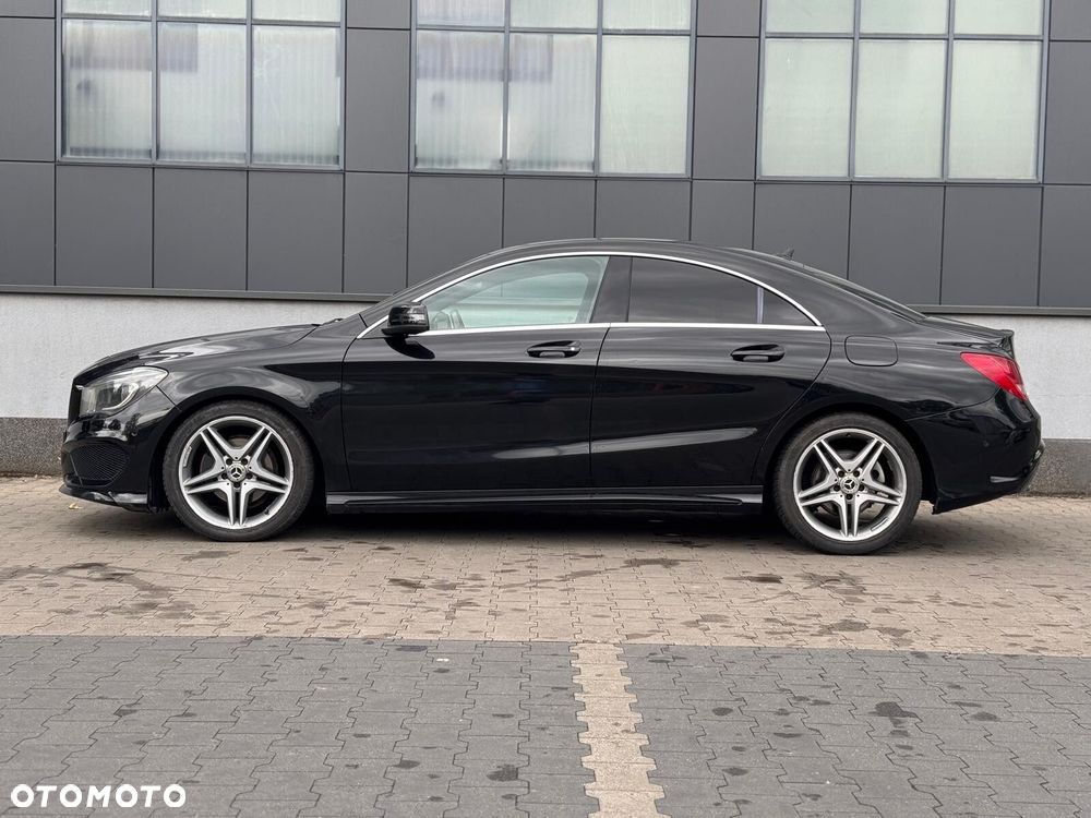 Mercedes-Benz CLA 200 7G-DCT AMG Line - 8