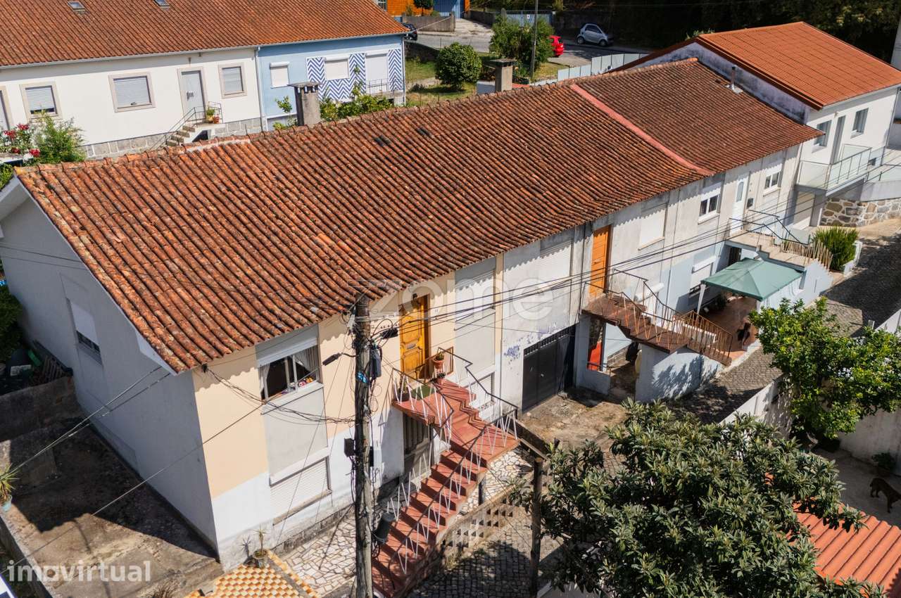 3 Moradias em banda com logradouro, em Dume - Braga - Grande imagem: 3/27