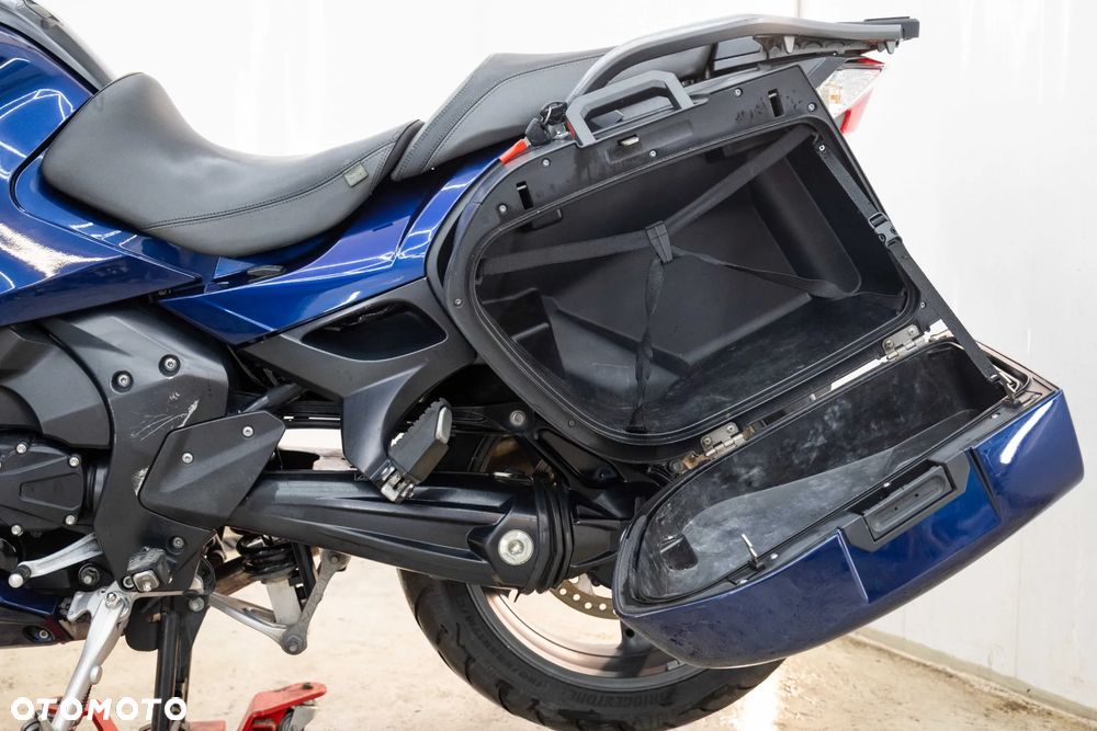 Triumph Trophy - 14