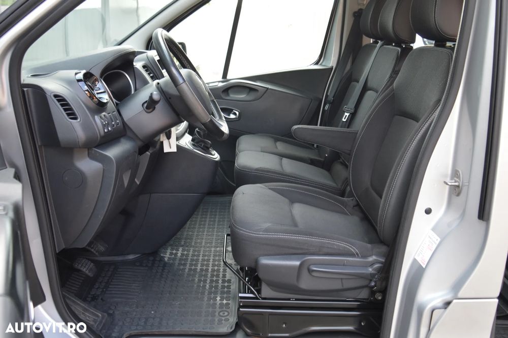 Renault Trafic 2.0 Blue dCi 120 Furgon Cabina Dubla L2H1 Authentique - 9