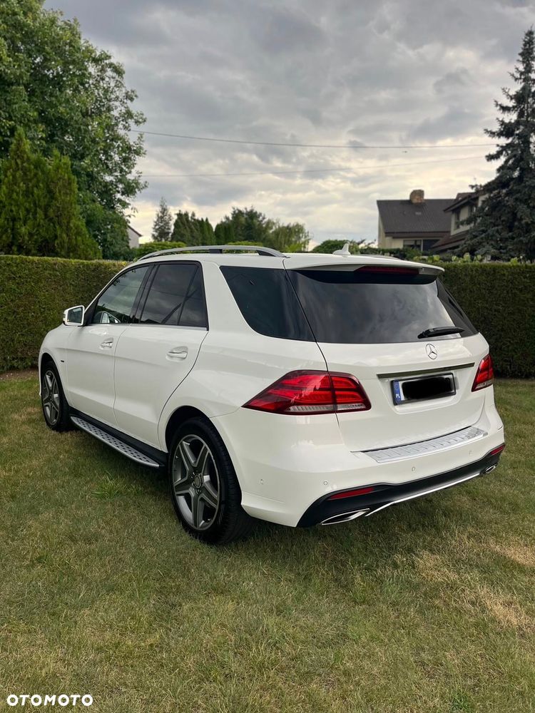Mercedes-Benz GLE - 10