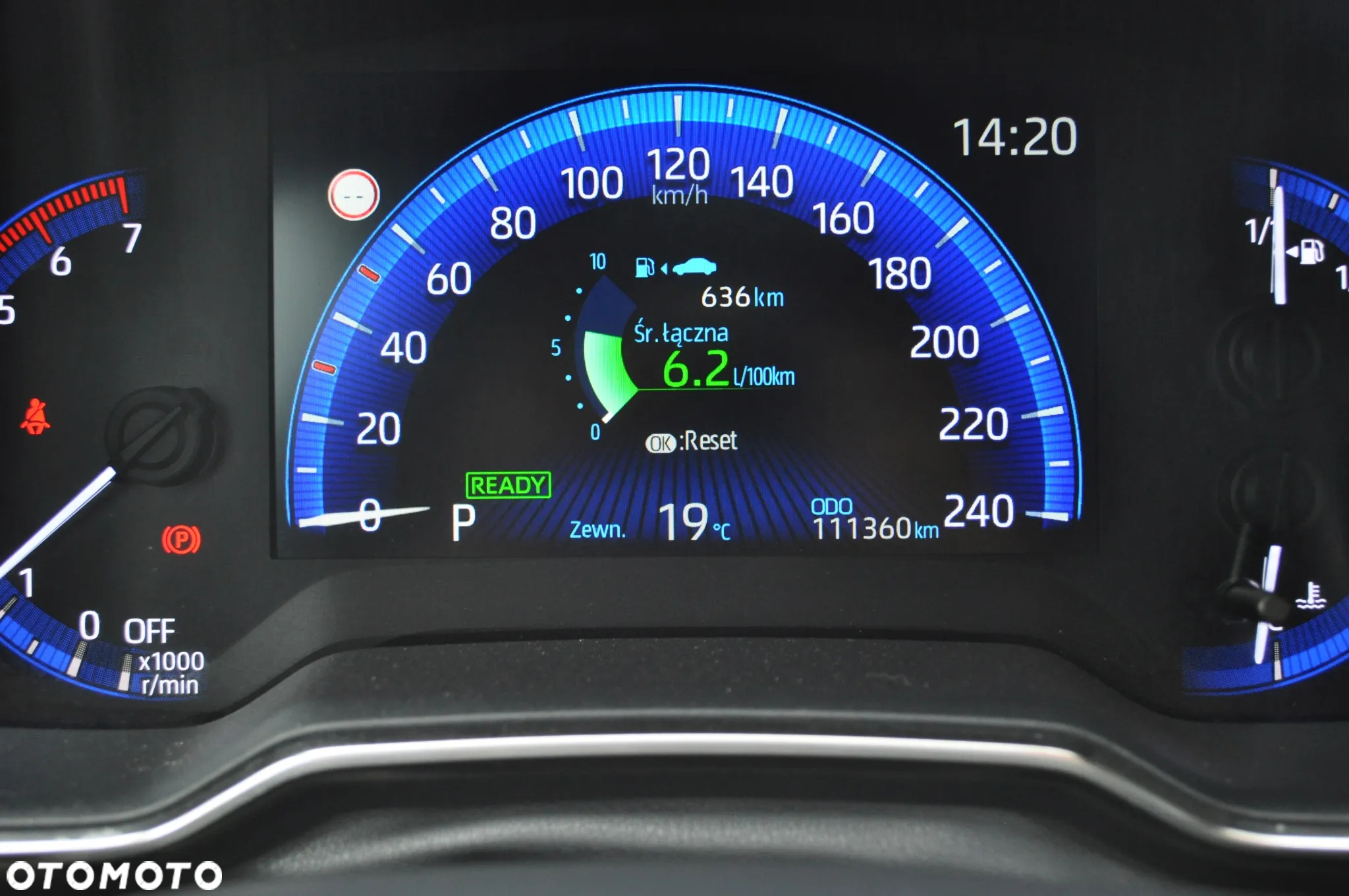 Toyota Corolla 1.8 Hybrid Trek - 21
