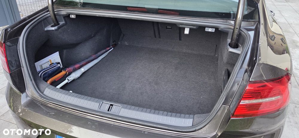 Volkswagen Passat 2.0 TDI BMT Highline DSG - 9