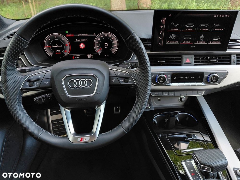 Audi A4 Limousine - 23