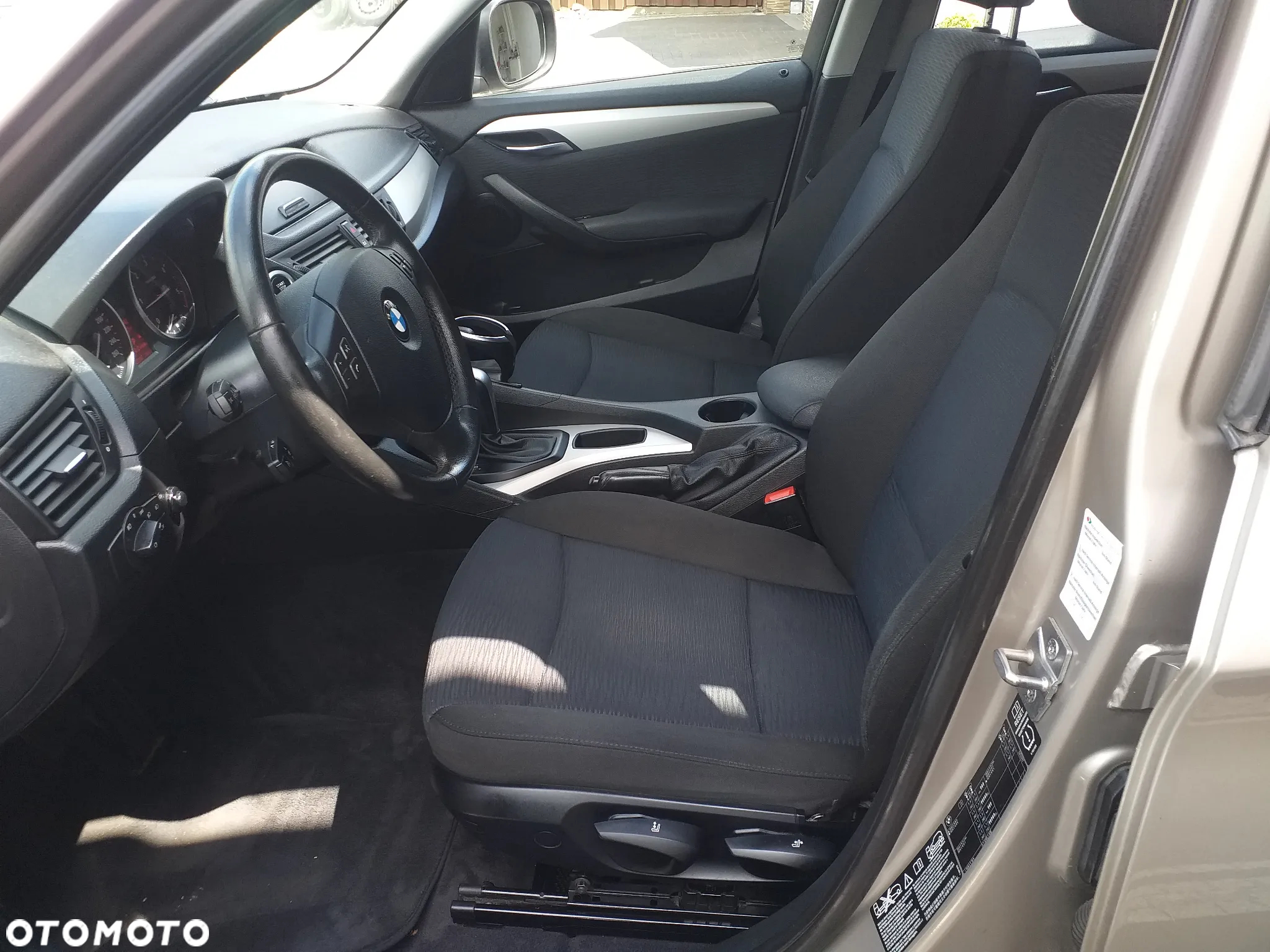 BMW X1 xDrive20d xLine - 36