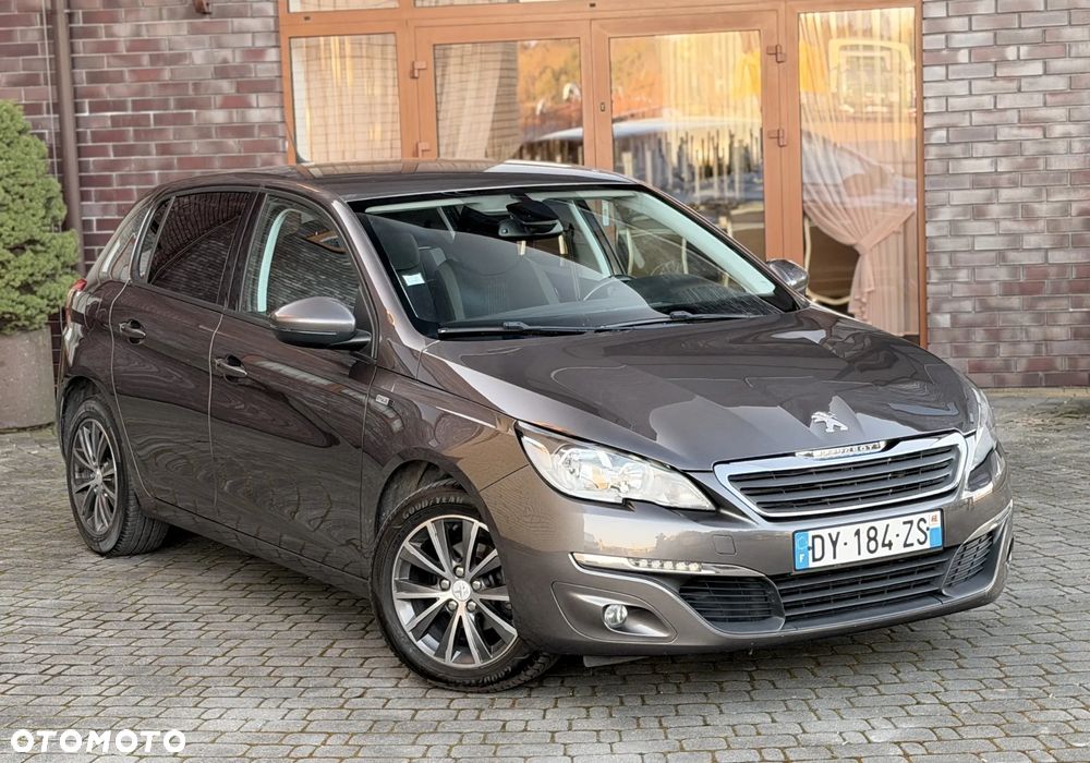 Peugeot 308 1.2 PureTech GPF Allure S&S - 15