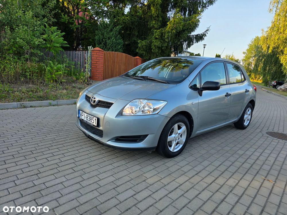 Toyota Auris 1.33 VVT-i Terra - 3