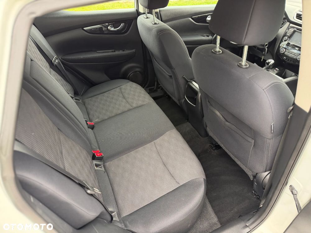 Nissan Qashqai 1.6 dCi DPF acenta - 35