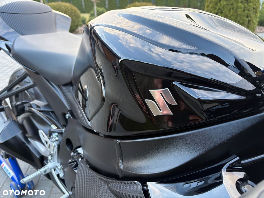 Suzuki GSX-R - 13