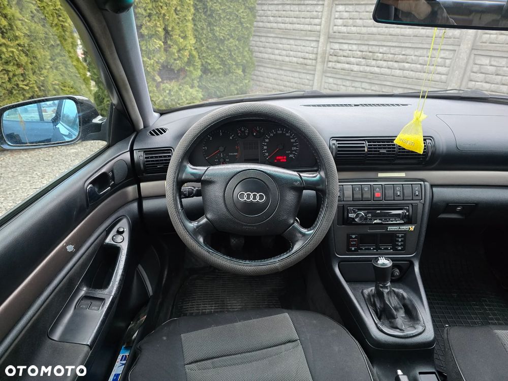 Audi A4 Limousine 1.9 TDI - 13