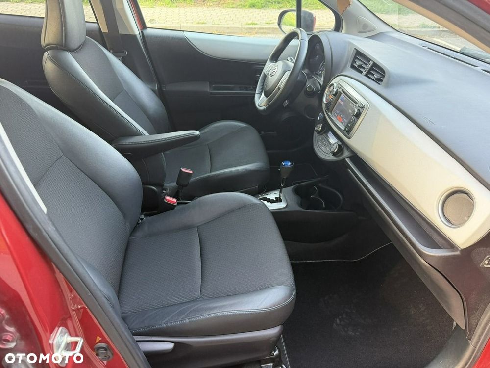 Toyota Yaris - 13