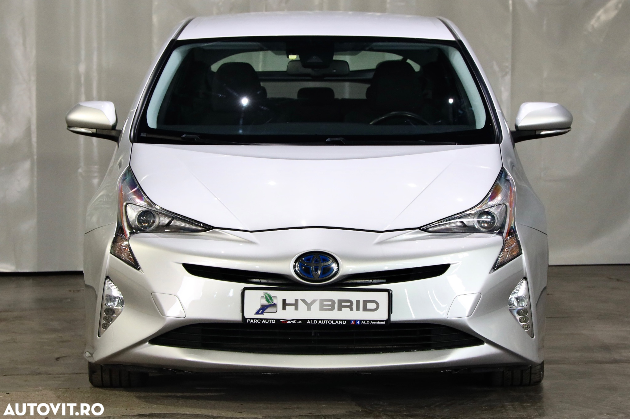 Toyota Prius 1.8 Dual VVT-i Sol - 37