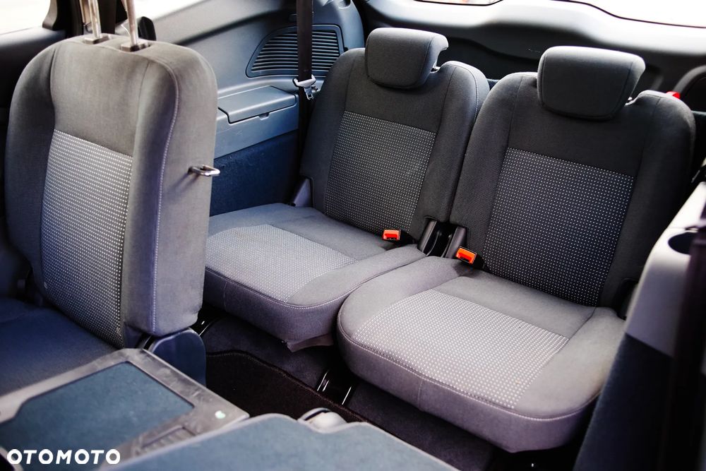 Ford Grand C-MAX 1.6 Ti-VCT Trend - 24