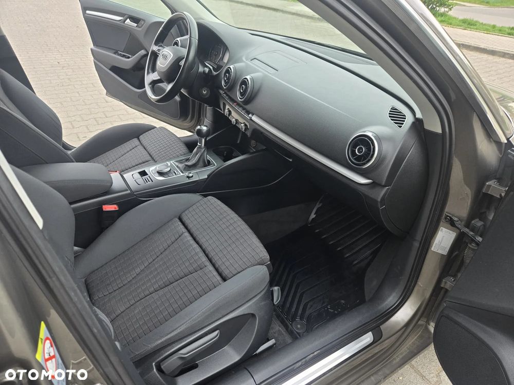 Audi A3 Sportback 2.0 TDI Ambition - 6